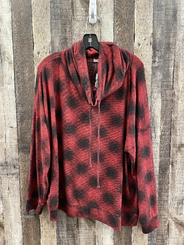 women's tops for maximalist fashion loversTop Long Sleeve By Maurices In Plaid Pattern, Size: 2x