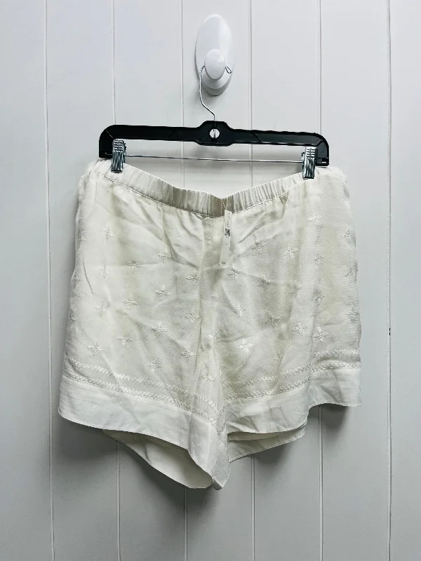 women's relaxed-fit shortsShorts By Elevenses In White, Size: L