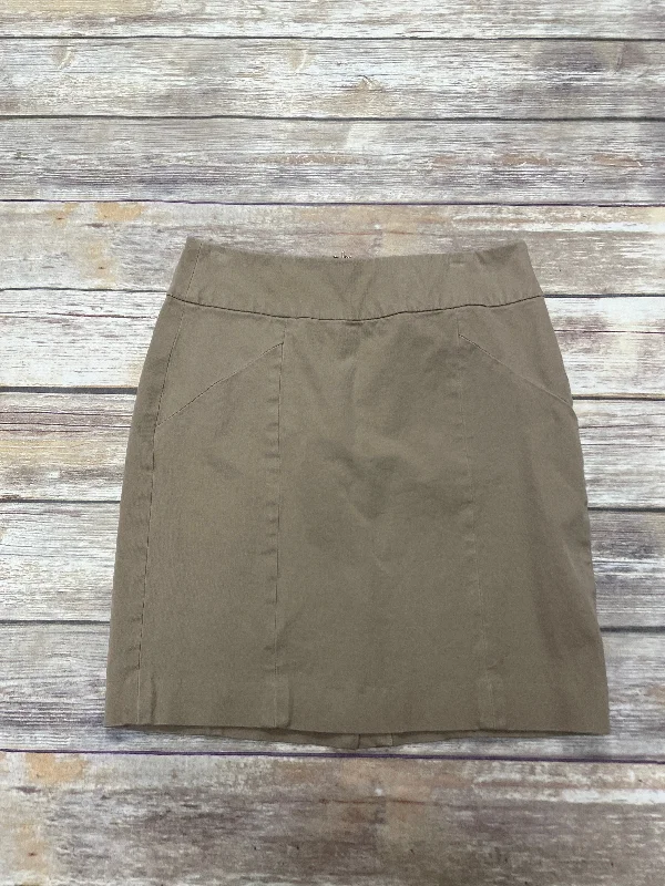 women's dressy circle skirtsBrown Skirt Mini & Short Banana Republic, Size 4