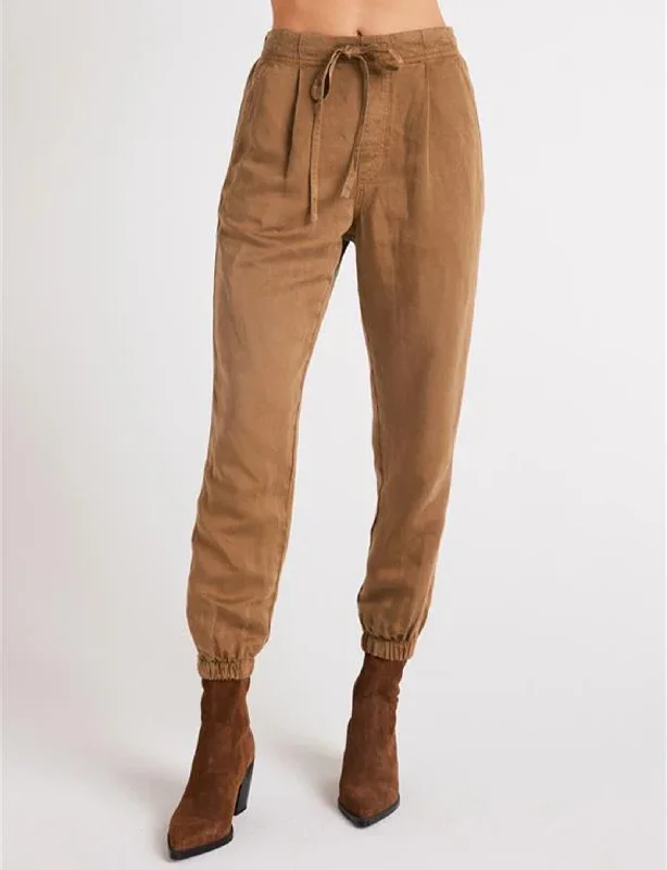 women's tops for those who refuse to compromise on styleLuna Pleat Front Jogger, Topaz Brown