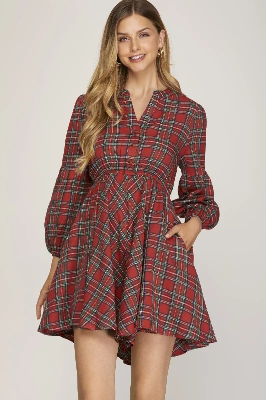 women's apple-shaped body dressesWinter Wishes Plaid Dress - Red