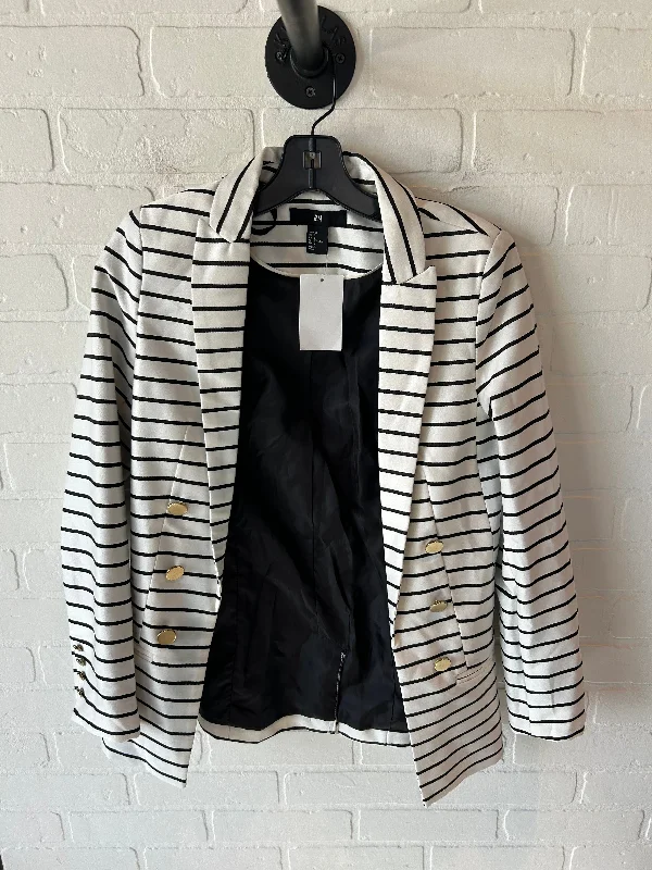 women's coats with military-inspired designsBlazer By H&m In Black & White, Size: Xs