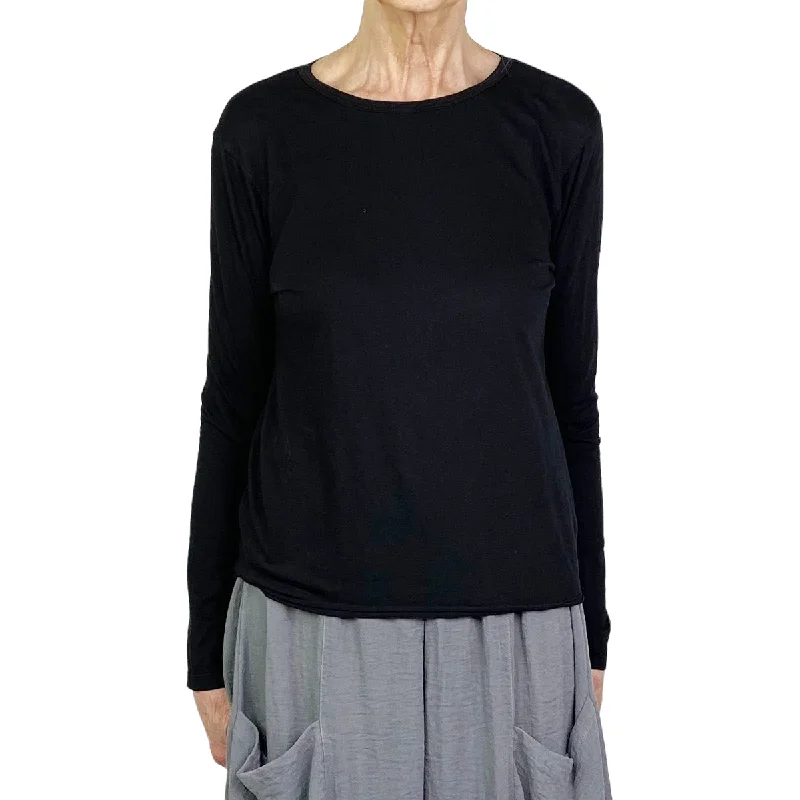 women's tops for those who want to show off their figure in a flattering waySUPIMA AGNES TEE