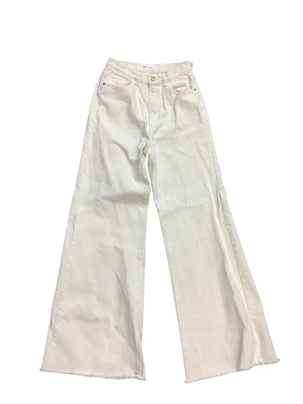 women's stone-washed denim jeansJeans Flared By Cma In Cream Denim, Size: 4